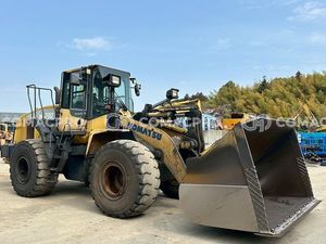 Máy xúc lật KOMATSU WA380-7 - 2015