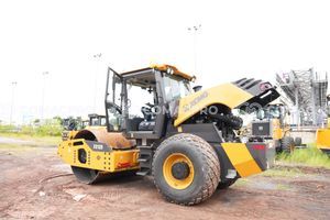 Xe lu XCMG XS125 - 2025