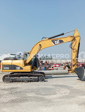 Máy xúc bánh xích CATERPILLAR 320D - 2012