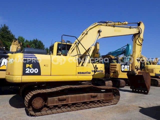 Máy xúc bánh xích KOMATSU PC200-8N1 - 2013
