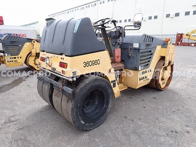 Xe lu SAKAI TW502 - 2001
