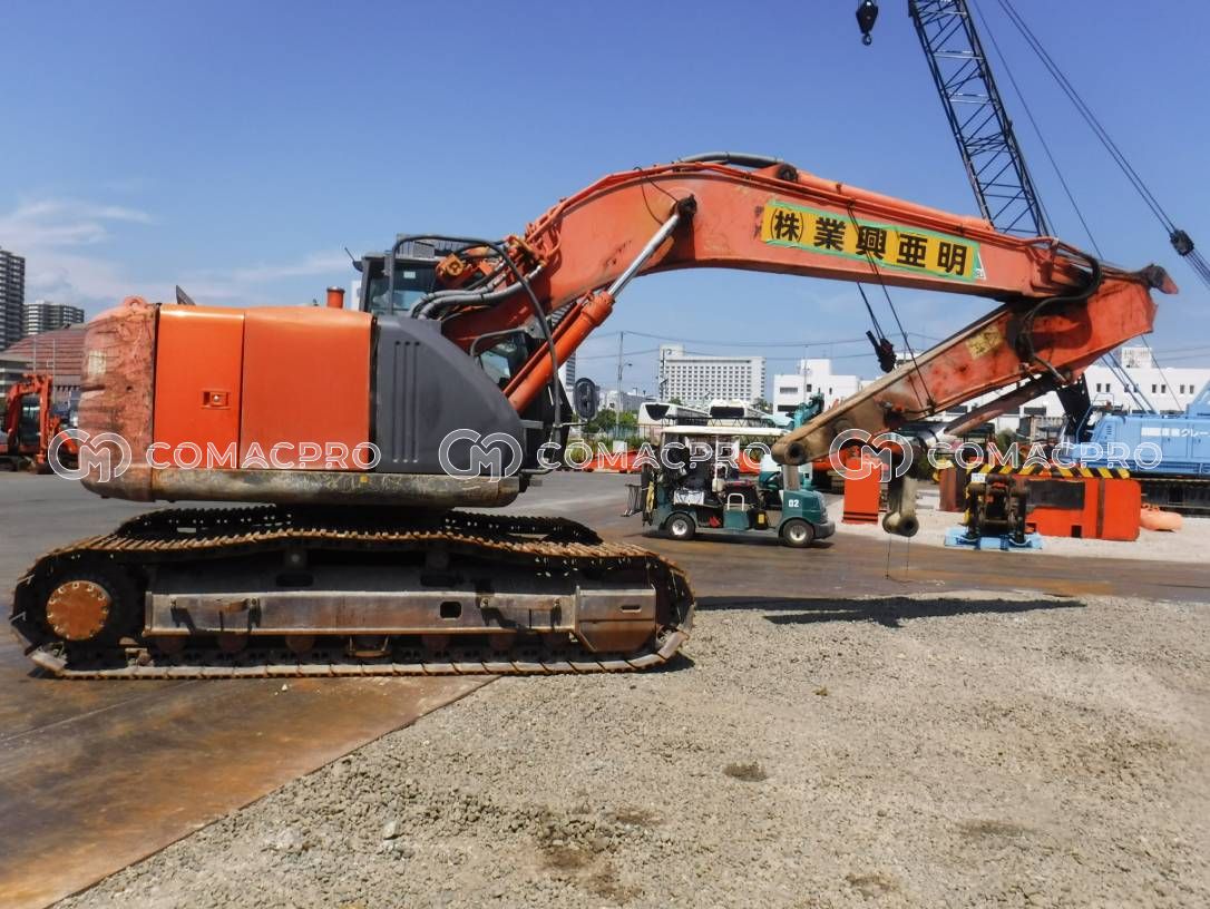 2009-年HITACHI ZX225USRK-3 履带式挖掘机- CoMacPro