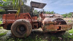 Xe lu HAMM 2420D - 2001