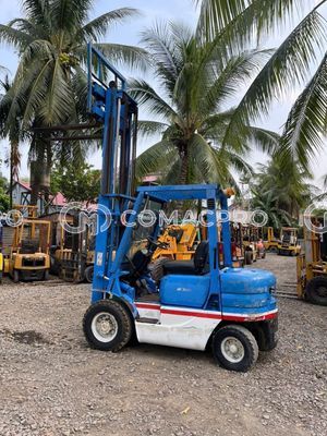 Xe nâng dầu MITSUBISHI FD20