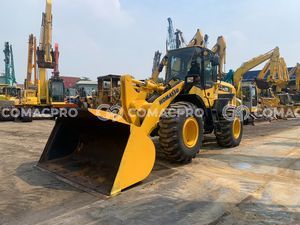 Máy xúc lật KOMATSU WA270-7 - 2012