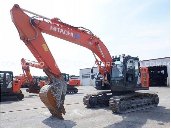 Máy xúc bánh xích HITACHI ZX225US-6 - 2017