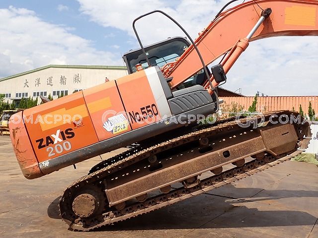 2013-年HITACHI ZX200-3 履带式挖掘机- CoMacPro