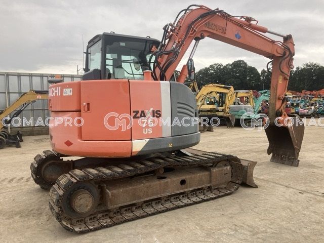 hachi Hitachi ZX75-3 Excavator | VI Equipment Ltd.