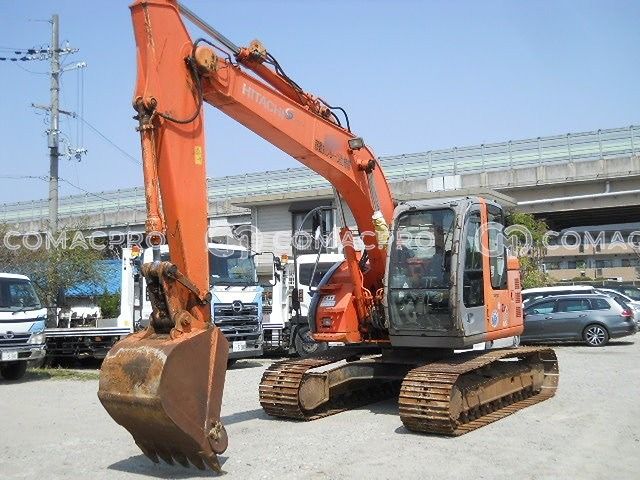Máy xúc bánh xích HITACHI ZX135US - 2004