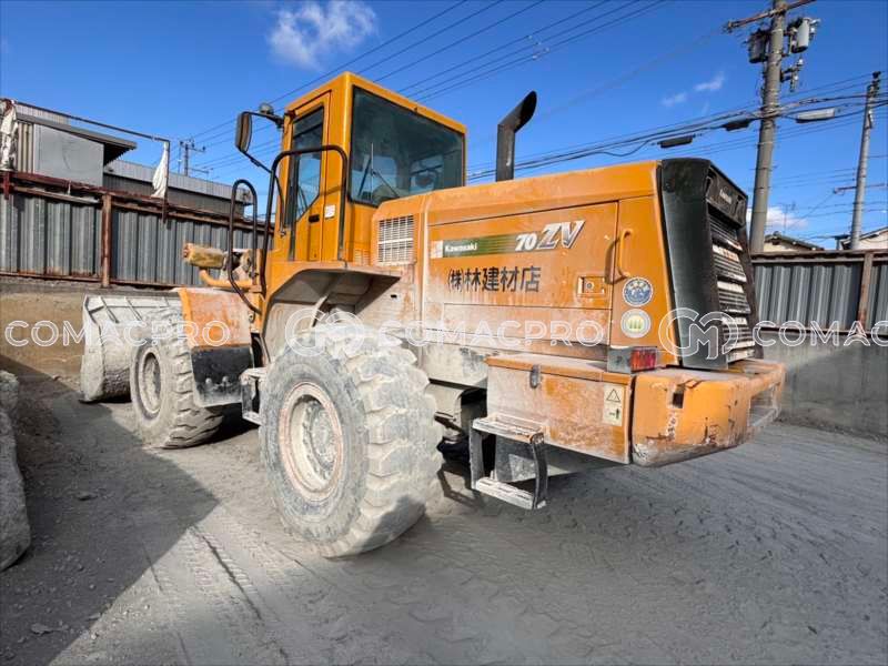 Máy xúc lật KAWASAKI 70ZV - 2007