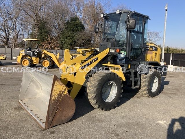 Máy xúc lật KOMATSU WA80-8 - 2020