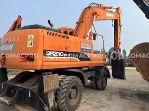 Máy xúc bánh lốp DOOSAN DH210W-7 - 2010