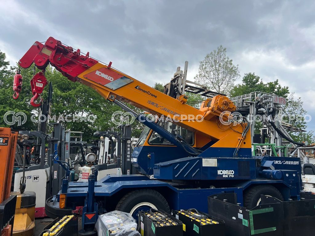 Cẩu lốp Kobelco RK70-2