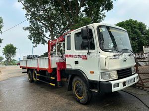 Cẩu tự hành UNIC V330 - 2014