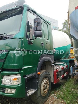 Xe trộn bê tông HOWO 12m3 - 2018