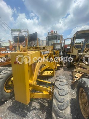 Xe san gạt MITSUBISHI MG230 - 1990