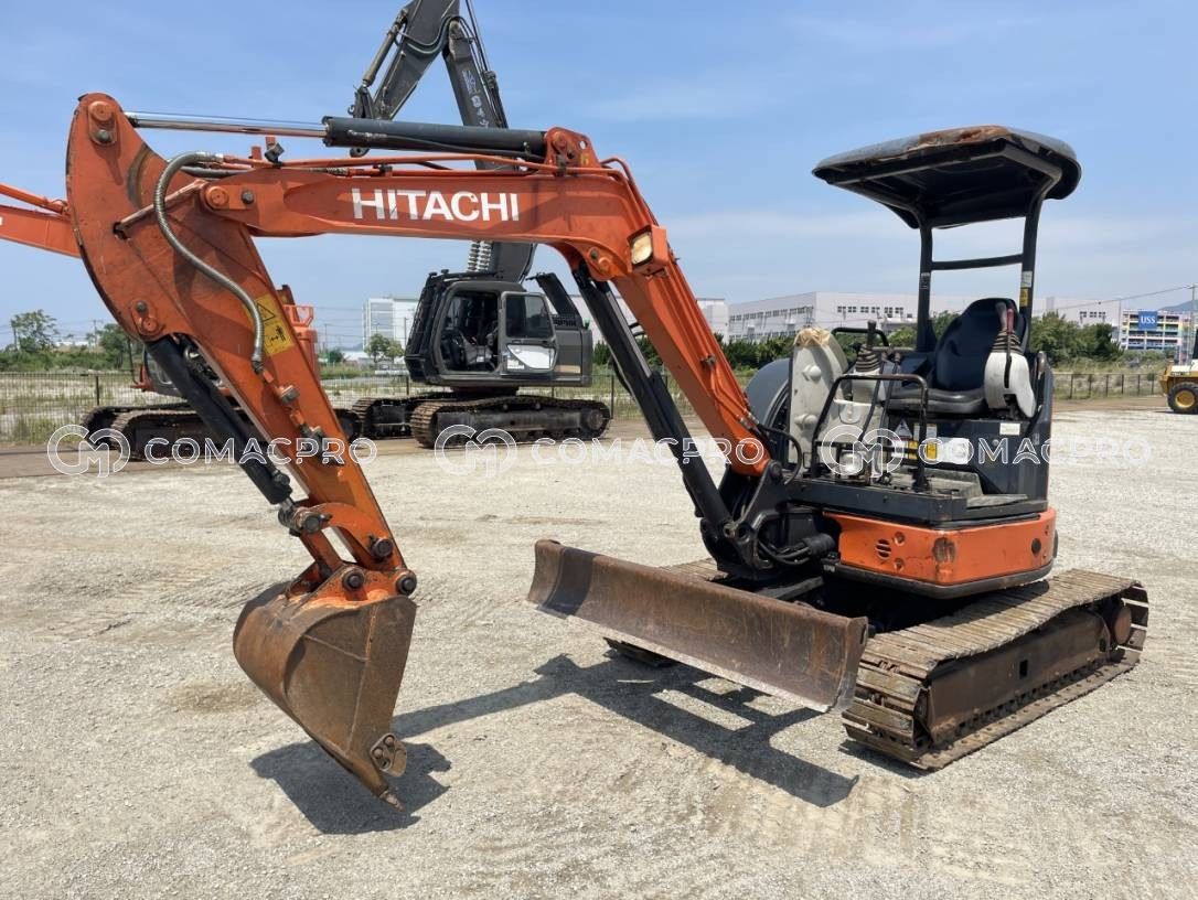 Máy xúc mini HITACHI ZX35U-5A - 2013