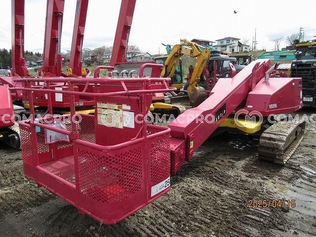 Xe nâng người AICHI SR12B - 2007