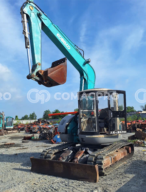 Máy xúc mini KOBELCO SK75UR-2 - 2002
