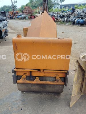 Lu dắt tay SAKAI SHV70 - 2015