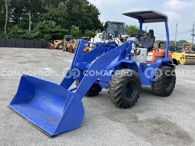 2002- HITACHI LX40-7 Wheel Loader - CoMacPro