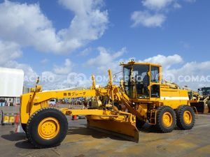 Xe san gạt MITSUBISHI MG500SE - 2003