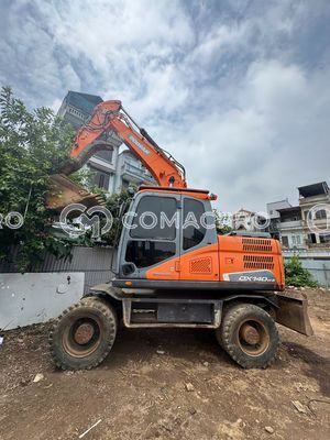 Máy xúc bánh lốp DOOSAN DX140-5 - 2016