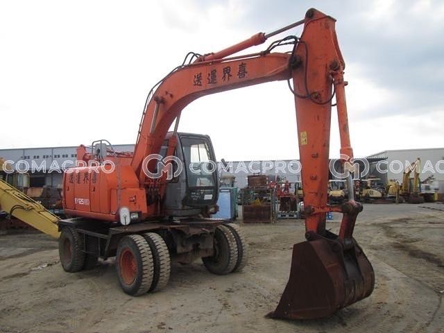 Máy xúc bánh lốp HITACHI EX125WD-5 - 2005