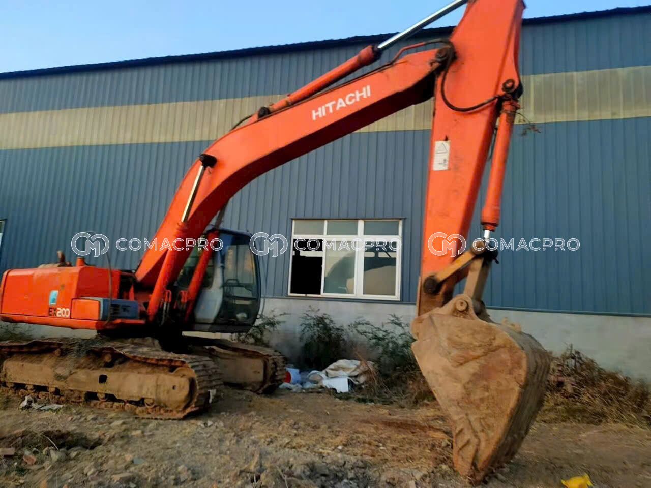 Máy xúc bánh xích HITACHI EX200-5 - 1997