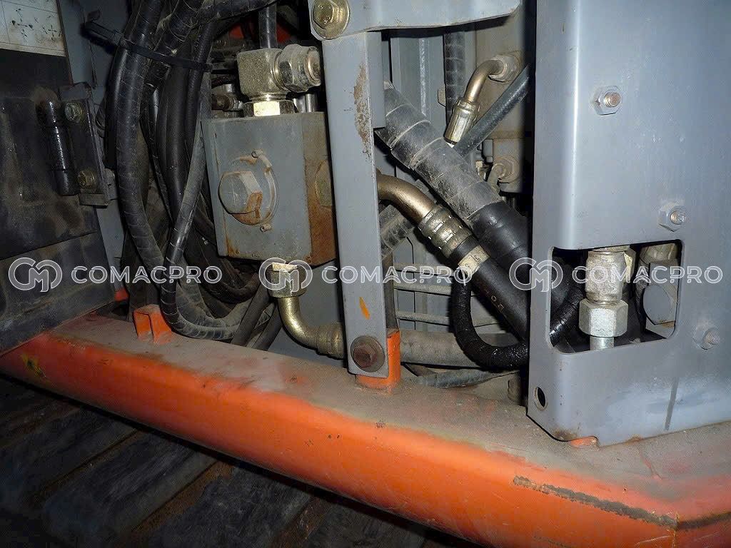 2003-年製 HITACHI ZX135 -1 クローラーショベル - CoMacPro