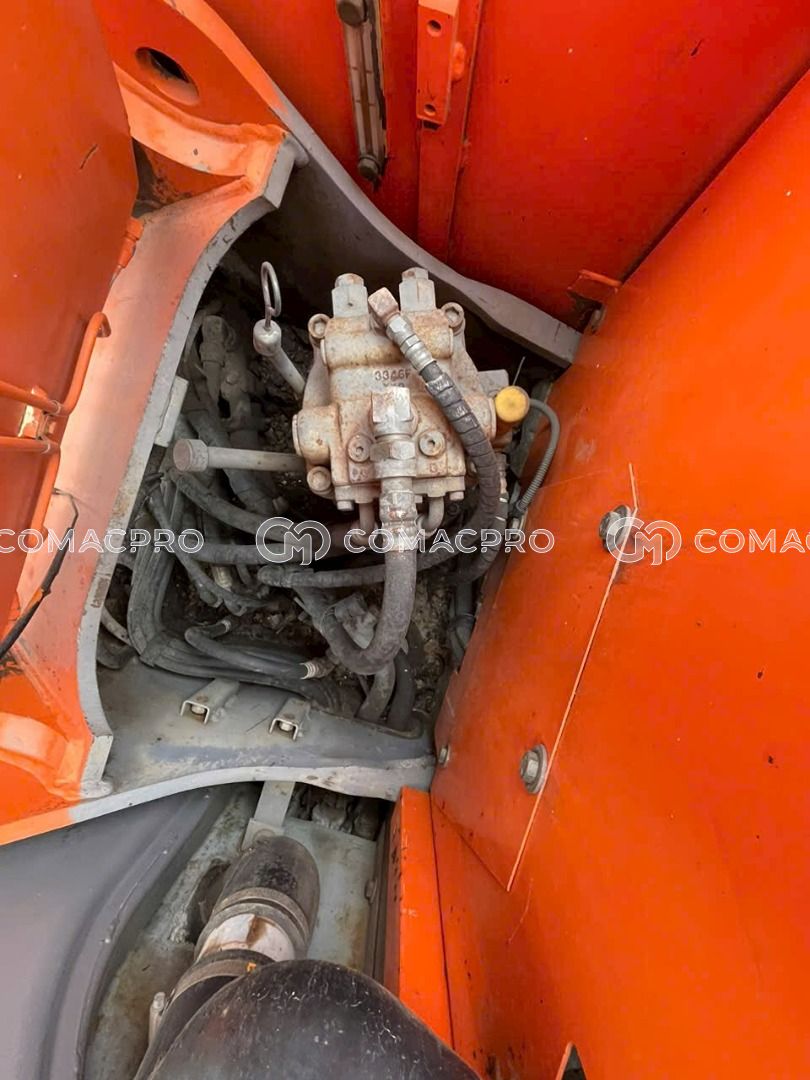 2014 - HITACHI ZX135US Máy xúc đào bánh xích, ảnh 12