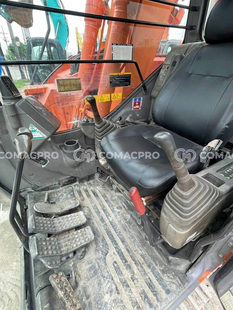 2014 - HITACHI ZX135US Máy xúc đào bánh xích, ảnh 6
