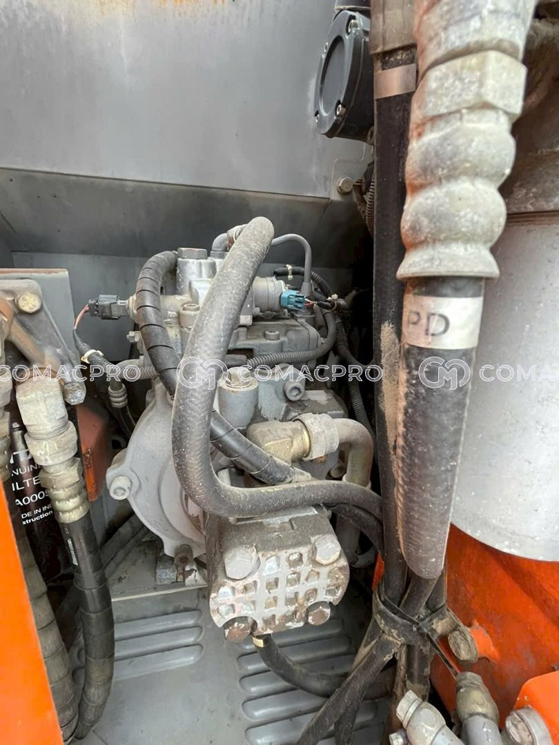 2014 - HITACHI ZX135US Máy xúc đào bánh xích, ảnh 11
