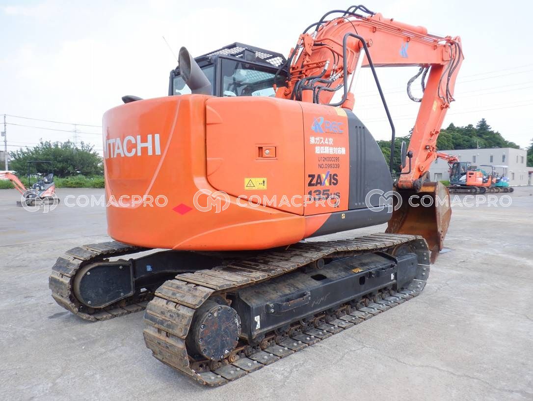 2016-年HITACHI ZX135USK-5B 履带式挖掘机- CoMacPro