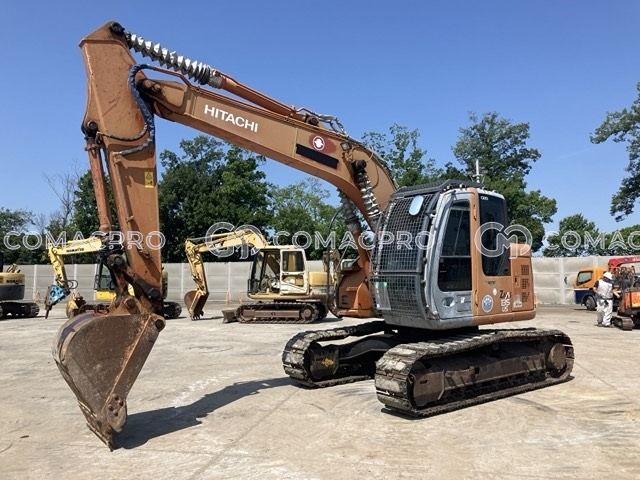 HITACHI ZX135USK クローラーショベル - CoMacPro