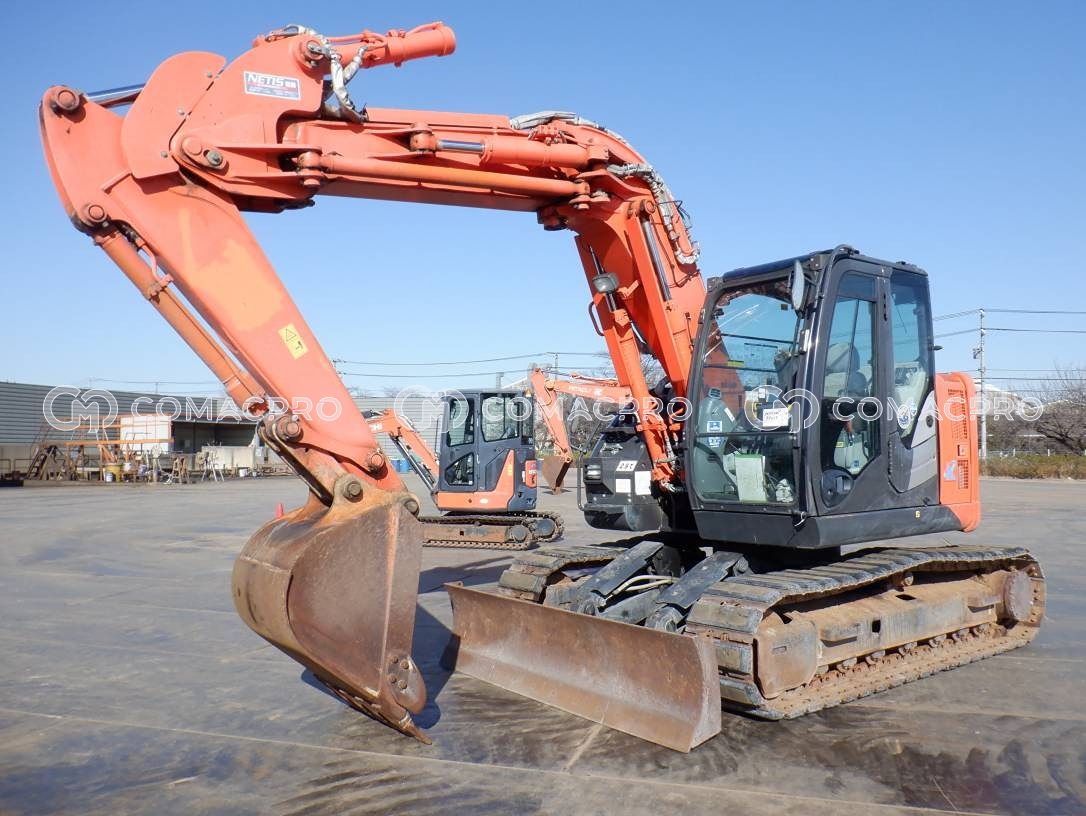 2016-年HITACHI ZX135USOS-5B 履带式挖掘机- CoMacPro