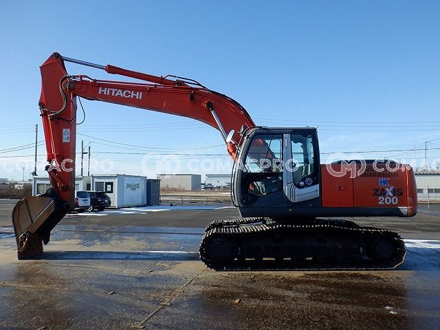 2007-年HITACHI ZX200-3 履带式挖掘机- CoMacPro