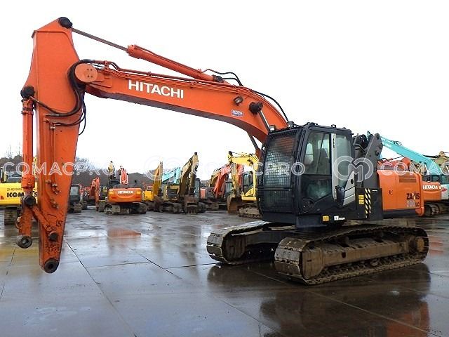 Máy xúc bánh xích HITACHI ZX200-3 - 2013