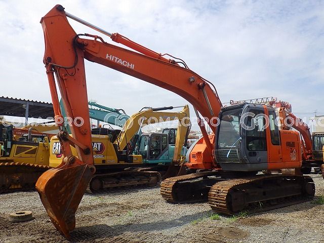 2004-年HITACHI ZX225USK 履带式挖掘机- CoMacPro