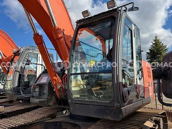 Máy xúc bánh xích HITACHI ZX225USR-3 - 2013
