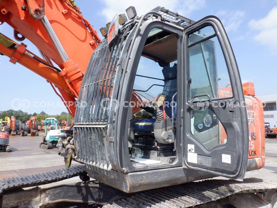 購入用 Adidas ZX Torsion Sneakers | Black | FARFETCH JO