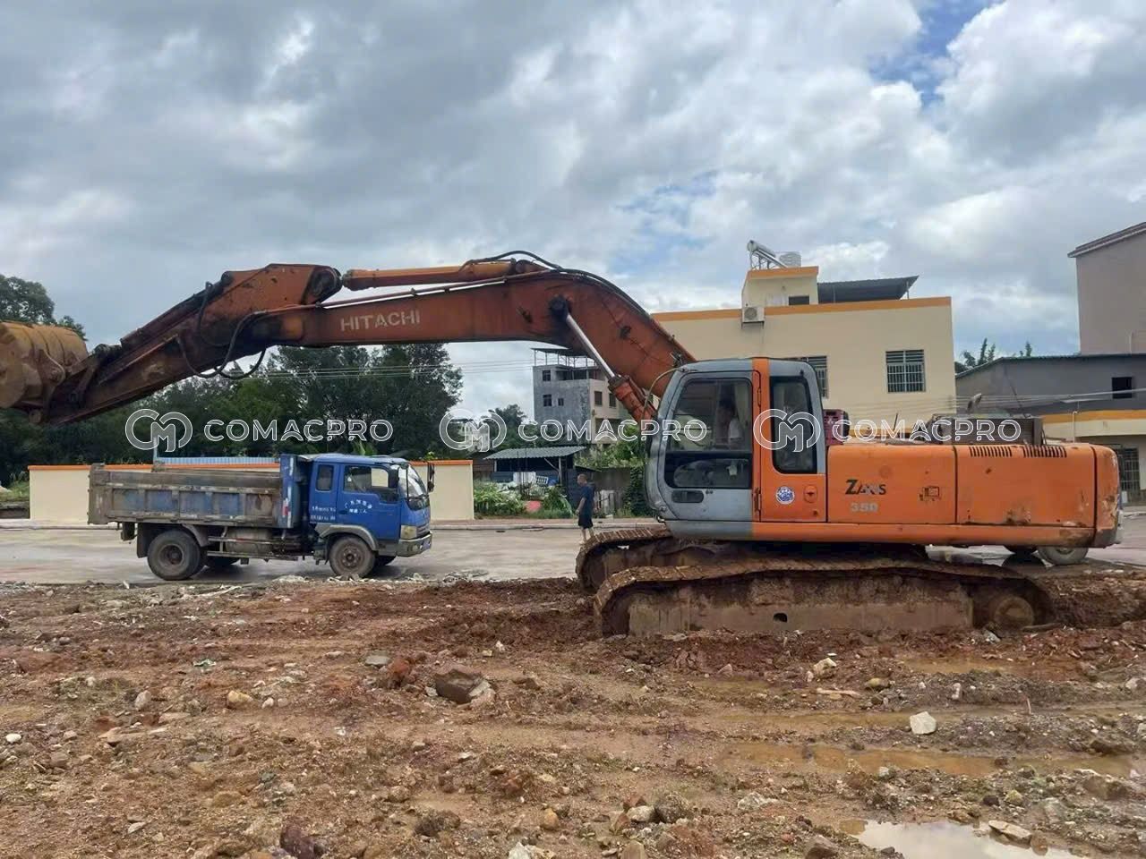 Máy xúc bánh xích HITACHI ZX350-1 - 2001