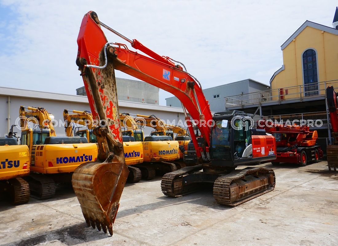 Hassyさん専用 Highly Functional Hitachi Excavators - Reliable Performance