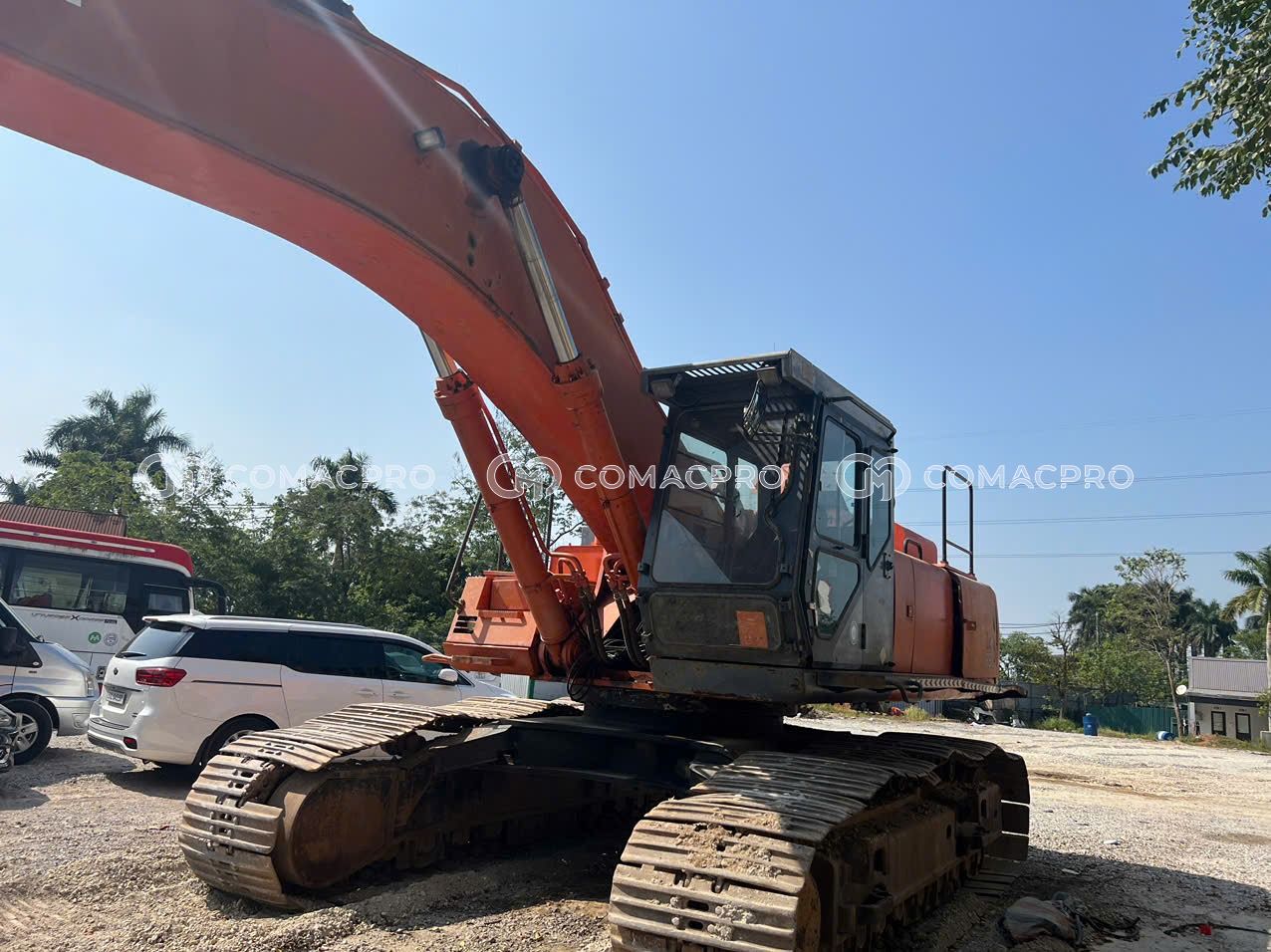Máy xúc bánh xích HITACHI ZX650 - 2006