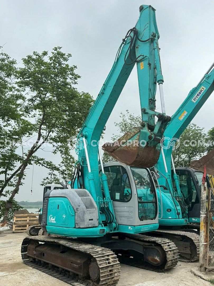 2002 - KOBELCO SK135SR-1E Máy xúc đào bánh xích, ảnh 2