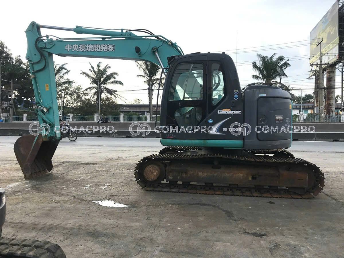 Máy xúc bánh xích KOBELCO SK135SR-2 - 2013
