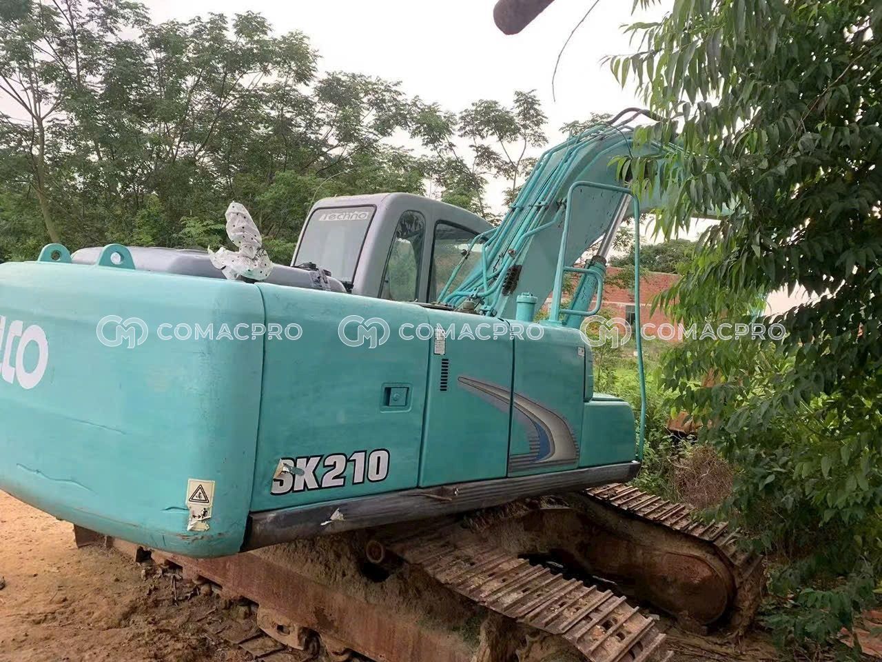 Máy xúc bánh xích KOBELCO SK200-6
