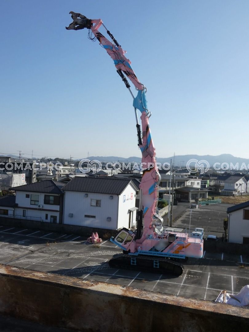 Máy xúc bánh xích KOBELCO SK2200D - 2013