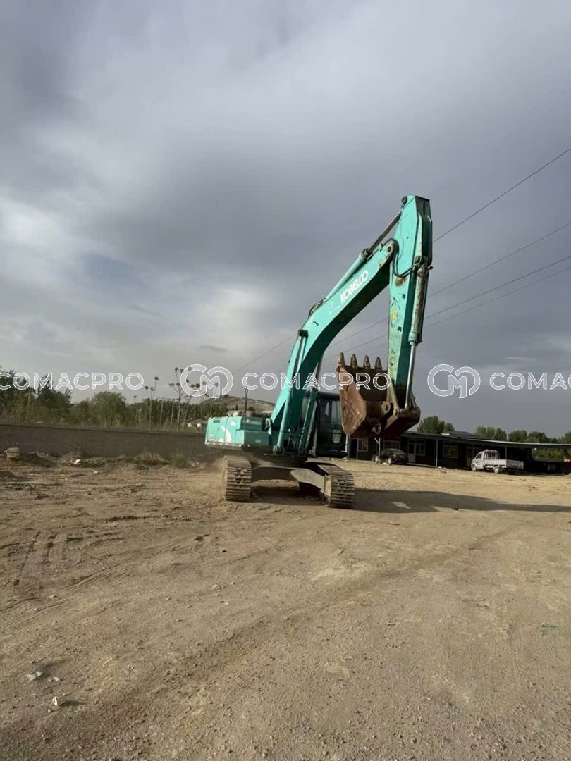 Máy xúc bánh xích KOBELCO SK350-8 - 2011