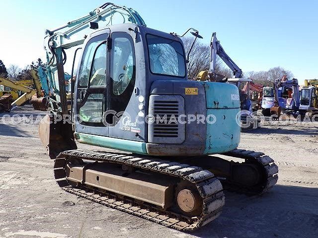 Máy xúc bánh xích KOBELCO SK70SR - 2004